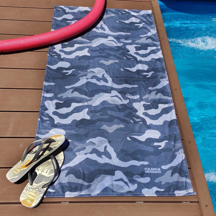 10% OFF - TOALLON - CAMUFLADO GRIS